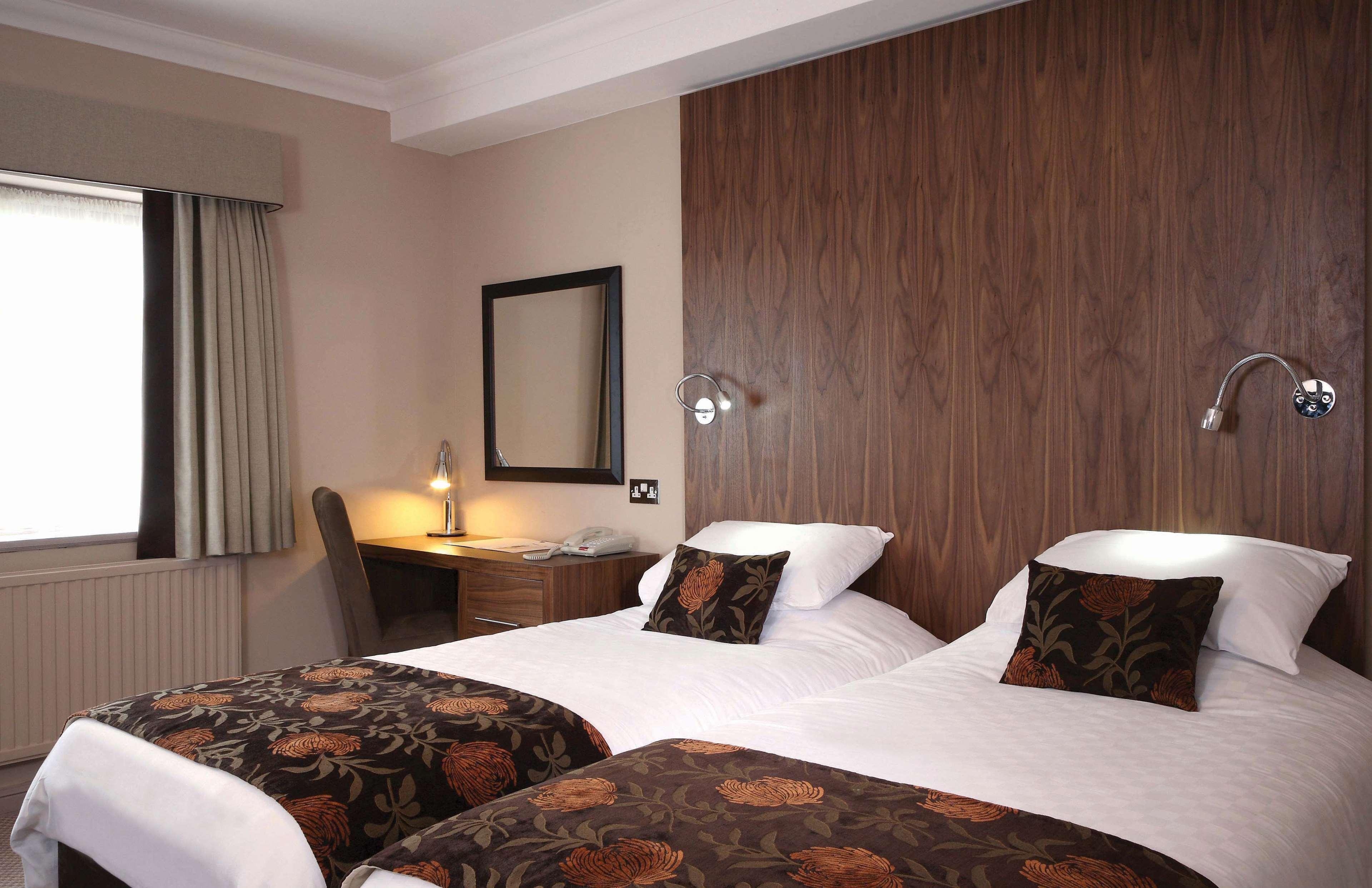 Best Western Rockingham Forest Hotel Корби Номер фото