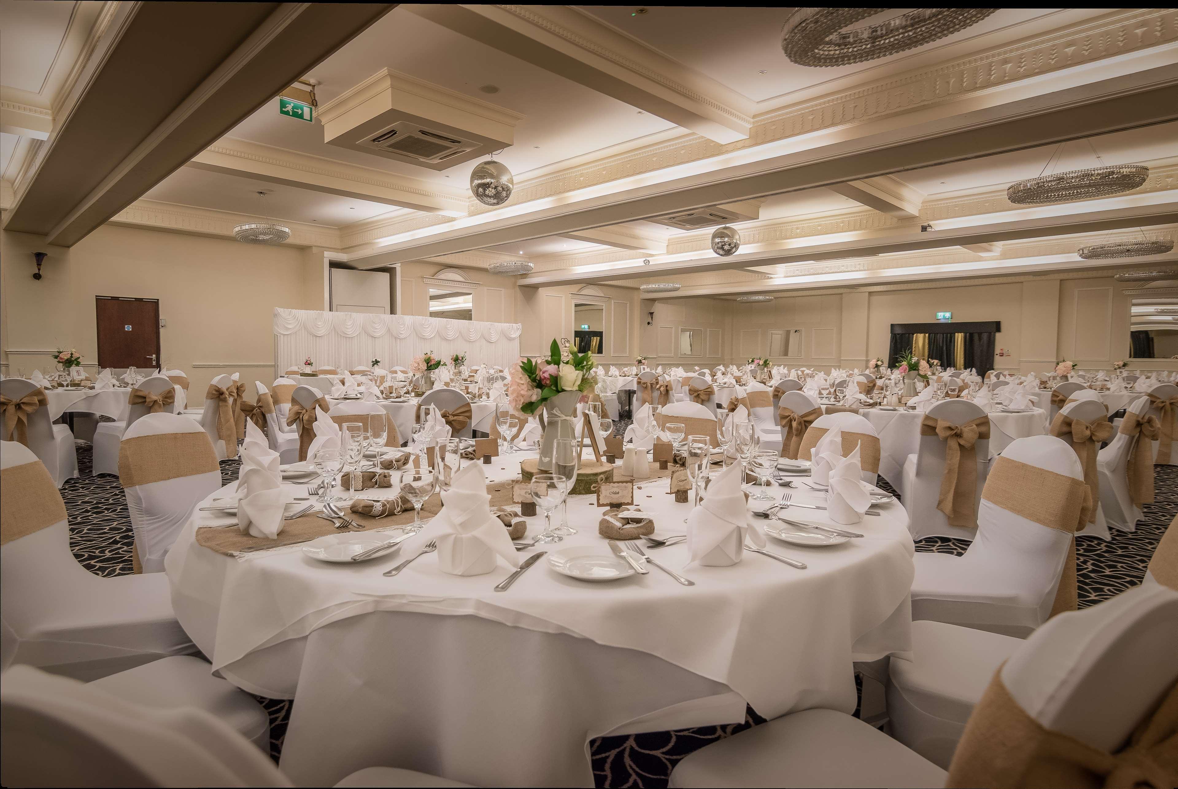 Best Western Rockingham Forest Hotel Корби Экстерьер фото