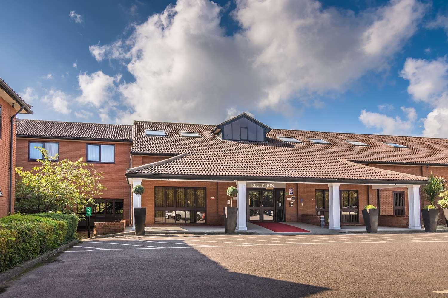 Best Western Rockingham Forest Hotel Корби Экстерьер фото