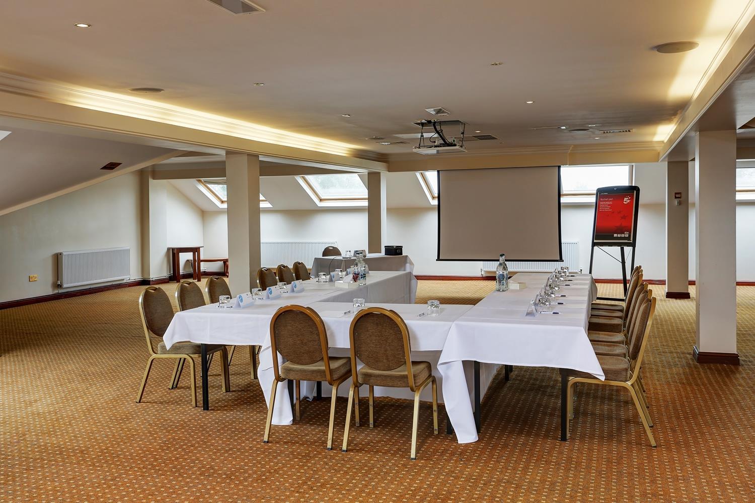 Best Western Rockingham Forest Hotel Корби Экстерьер фото